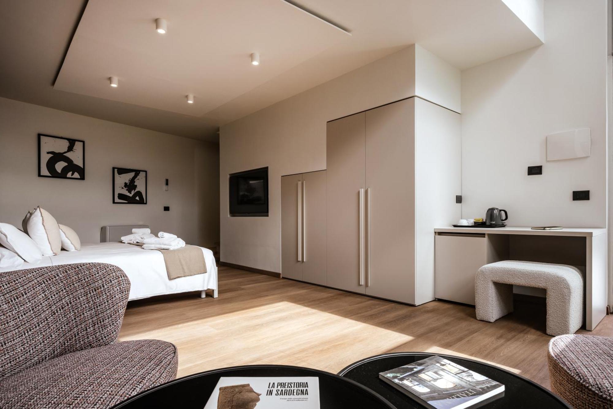 Rh Lifestyle Rooms & Suites Olbia Eksteriør billede